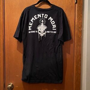 Power Athlete Radio Black Graphic T-Shirt XL Momento